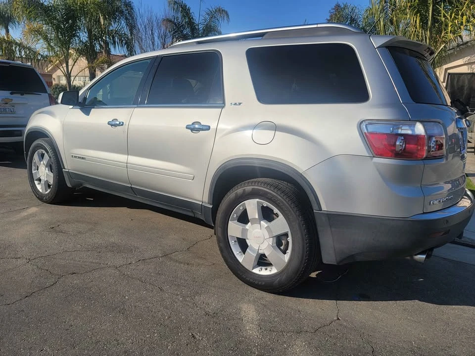 2008 GMC Acadia - Image 6 of 10