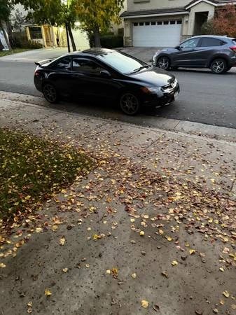 2008 Honda Civic Si 8th Gen - Image 2 of 9