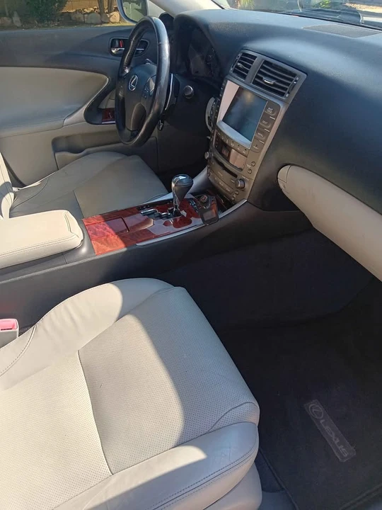 2008 Lexus IS 2nd Gen - Image 4 of 10