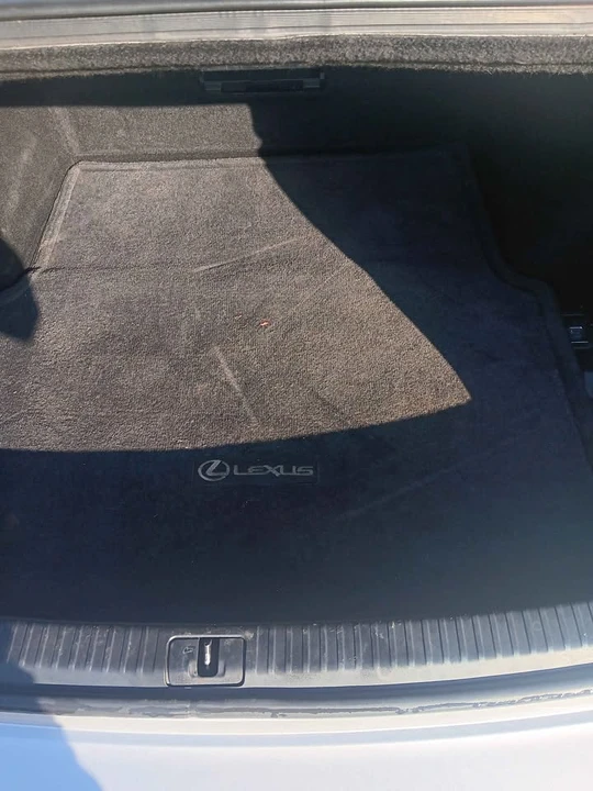2008 Lexus IS 2nd Gen - Image 9 of 10