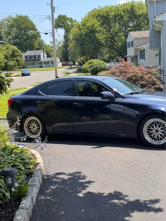 2008 Lexus IS 2nd Gen - Image 2 of 10