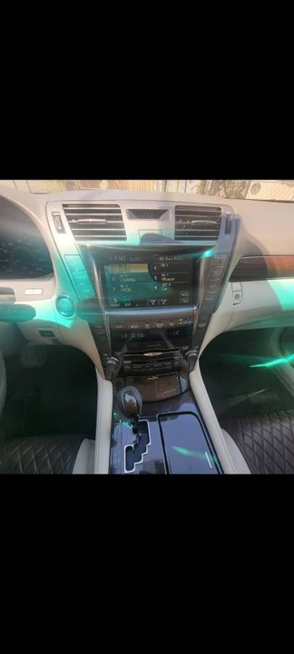 2008 Lexus LS 4th Gen - Image 7 of 10