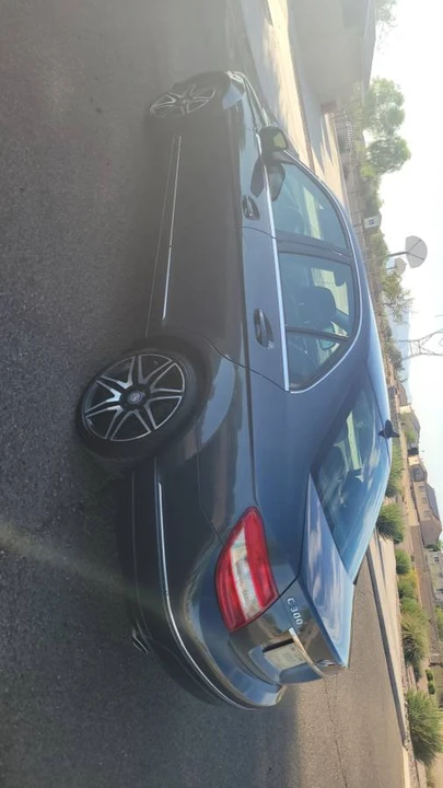 2008 Mercedes-Benz W204 C-Class - Image 8 of 10