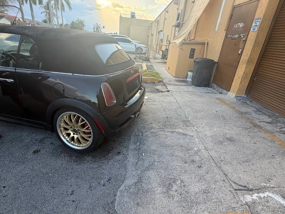 2008 Mini Mini 2nd Gen - Image 4 of 6
