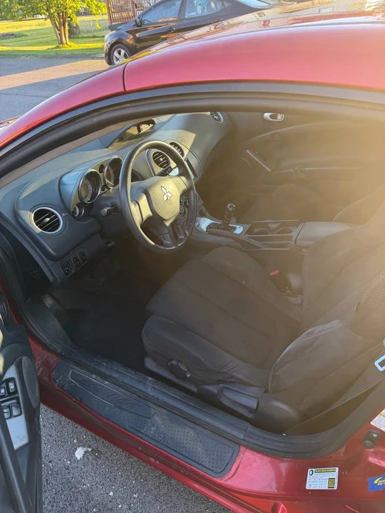 2008 Mitsubishi Eclipse 4th Gen - Image 2 of 3