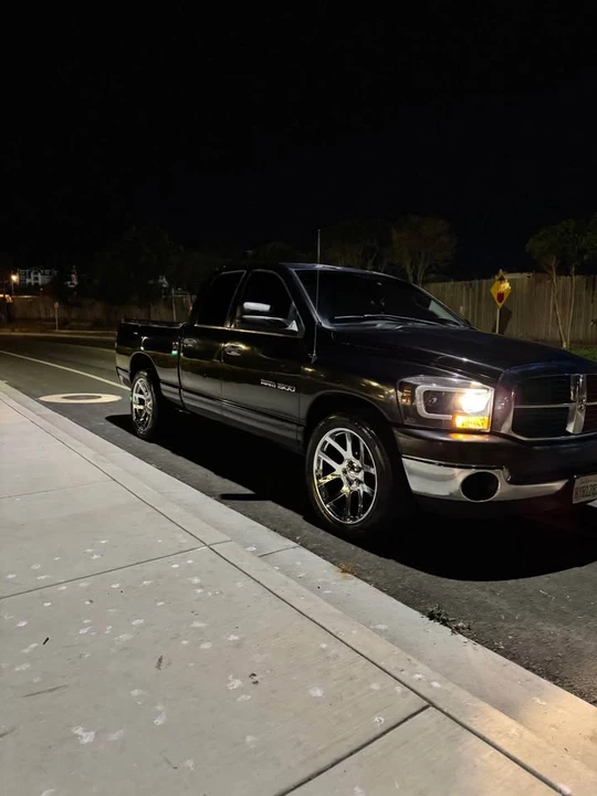 2008 Ram 1500 - Image 2 of 3
