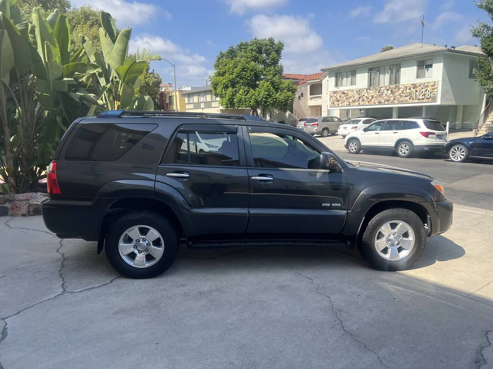 2008 Toyota 4Runner 4th Gen - Image 2 of 8
