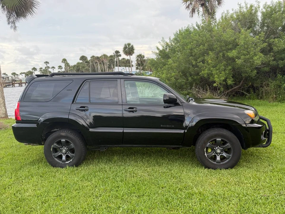 2008 Toyota 4Runner 4th Gen - Image 2 of 14