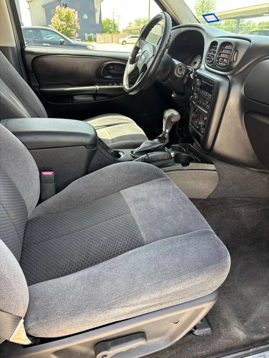 2008 Chevrolet Trailblazer - Image 11 of 13