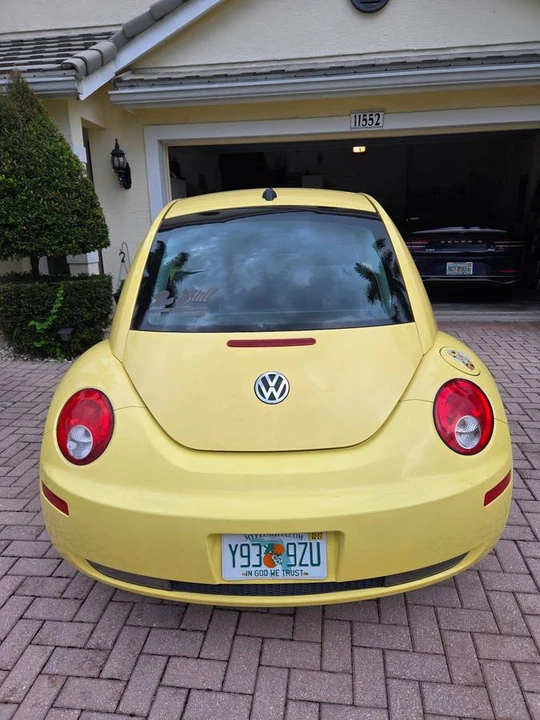 2008 Volkswagen New Beetle - Image 3 of 11