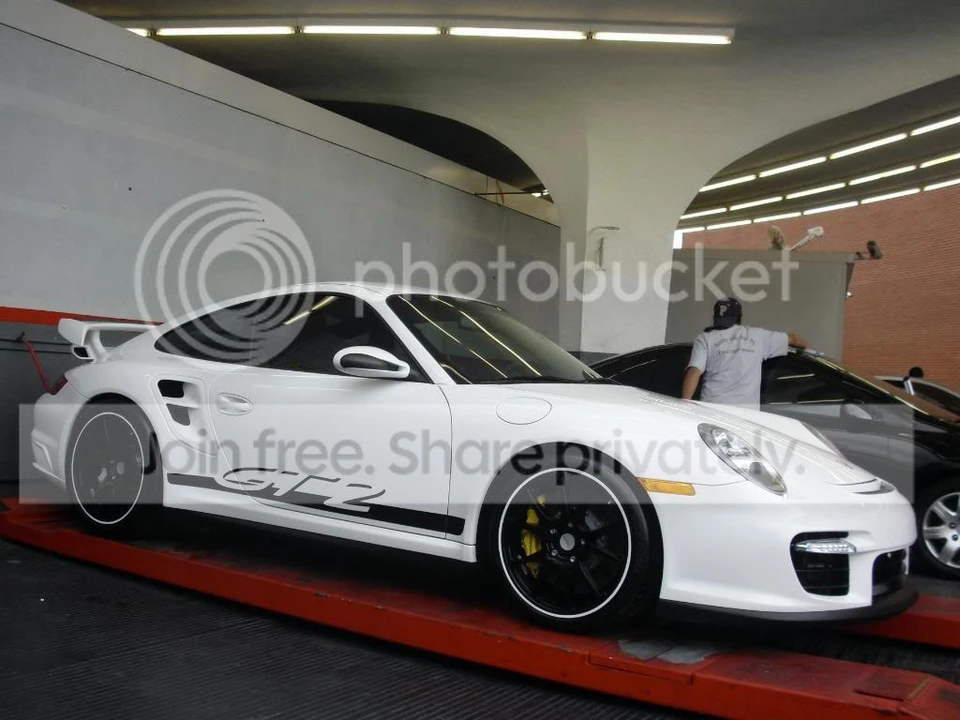 Porsche 997 GT2 - Image 2 of 8