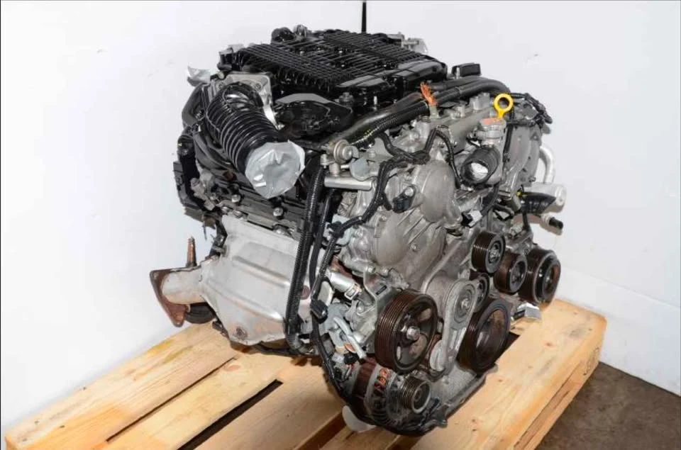 2009 Parts & Memorabilia Engines - Image 2 of 2