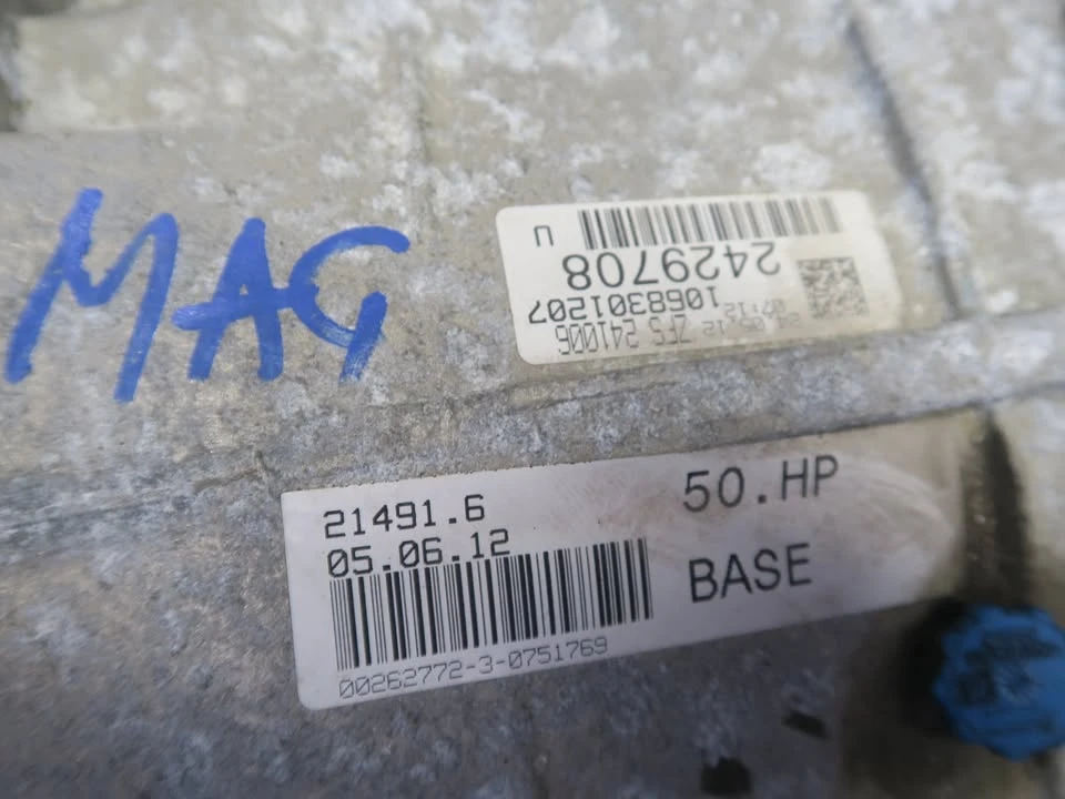 2009 Parts & Memorabilia Gearboxes - Image 2 of 10