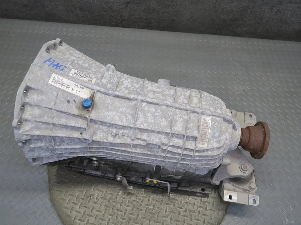 2009 Parts & Memorabilia Gearboxes - Image 7 of 10