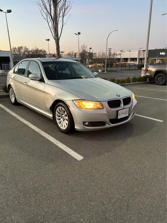 2009 BMW 3 Series - Image 8 of 10