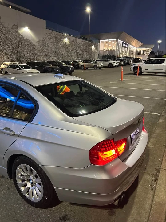 2009 BMW 3 Series - Image 6 of 10