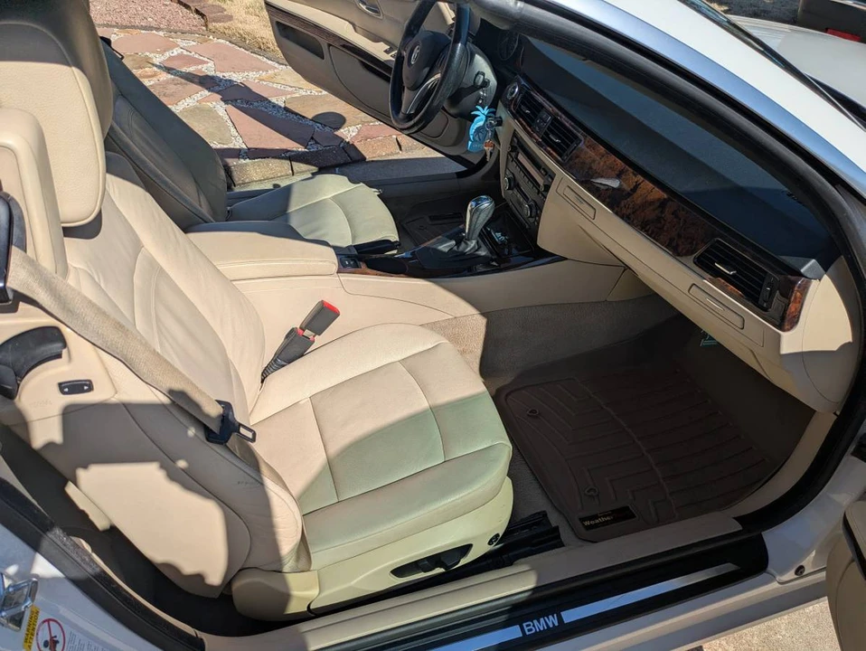 2009 BMW E93 3 Series Convertible - Image 10 of 11