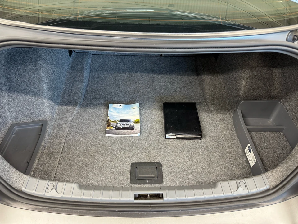 2009 BMW E90 335i Sedan - Image 11 of 11