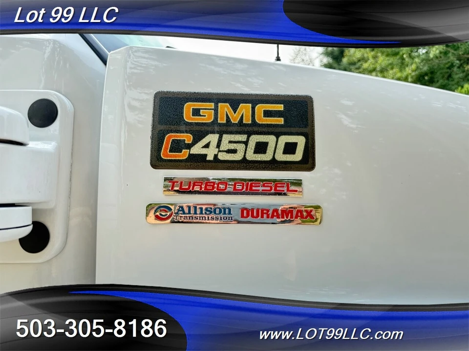 2009 GMC TopKick - Image 2 of 4