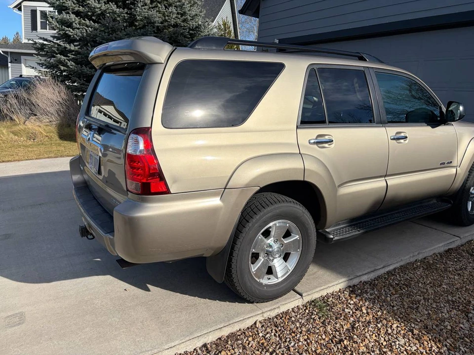 2009 Toyota 4Runner 4th Gen - Image 4 of 12