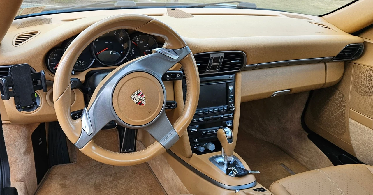 2009 Porsche 997 Targa - Image 12 of 25