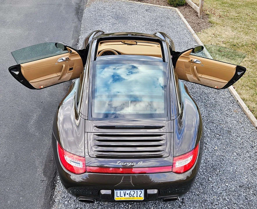 2009 Porsche 997 Targa - Image 10 of 25