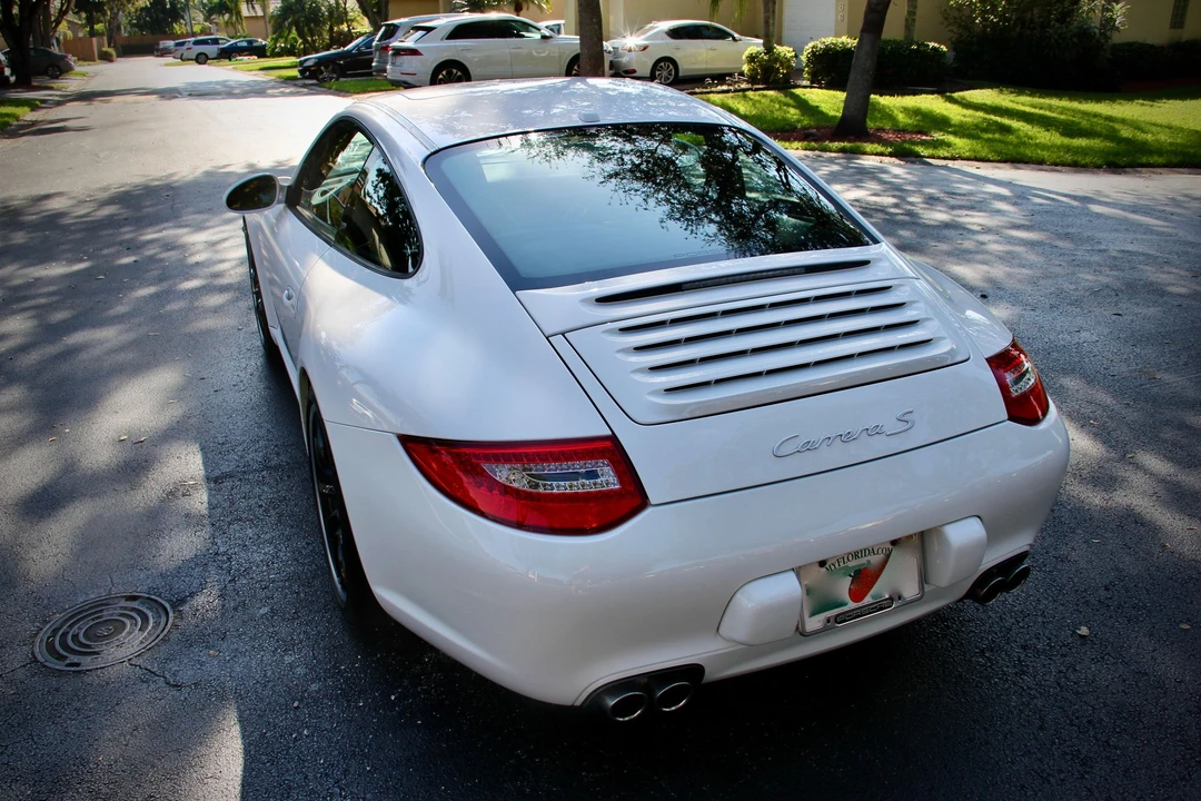2010 Porsche 997 Carrera S - Image 15 of 31