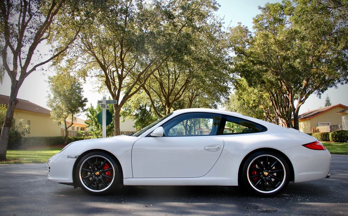 2010 Porsche 997 Carrera S - Image 18 of 31