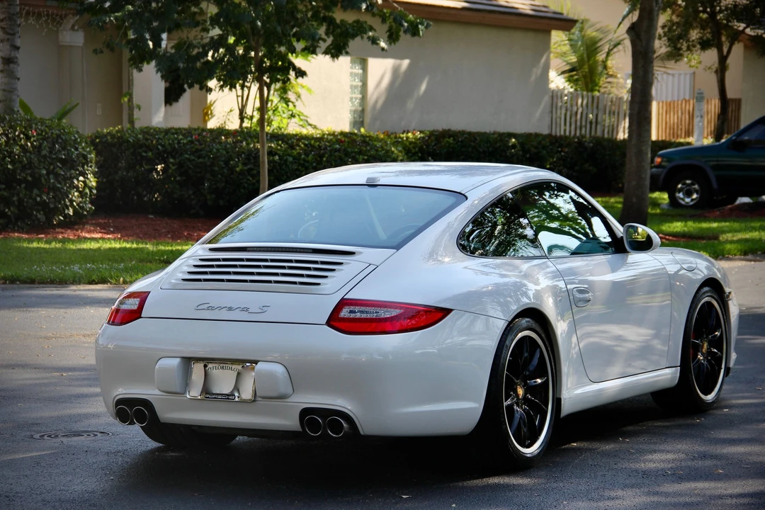 2010 Porsche 997 Carrera S - Image 11 of 31