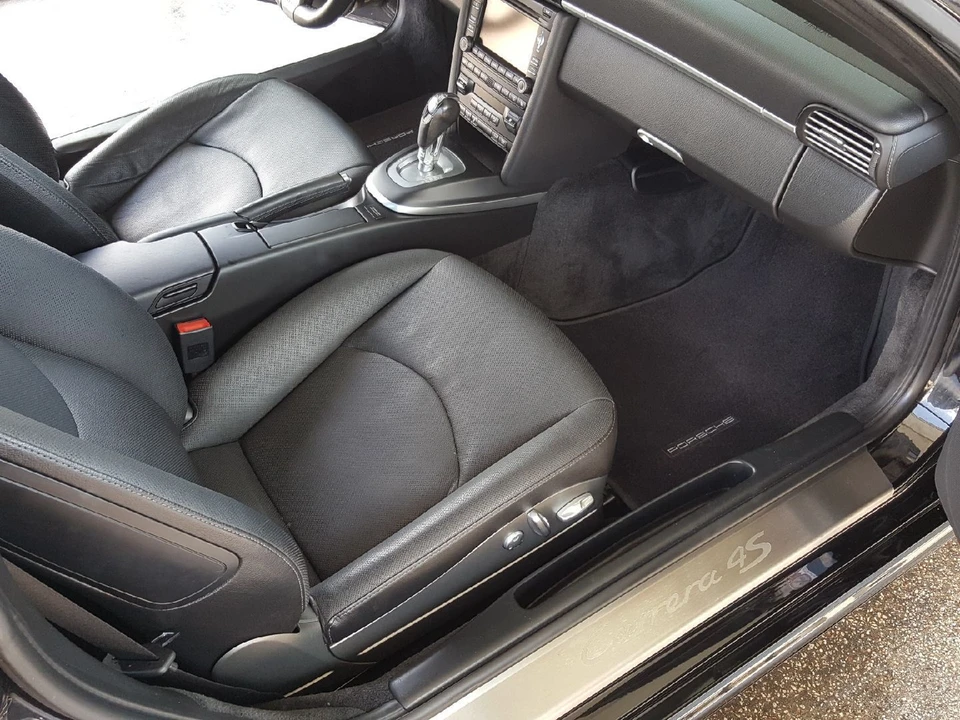 2009 Porsche 997 Carrera 4S - Image 5 of 16