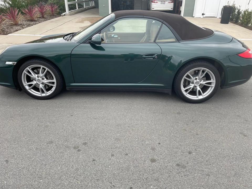 2009 Porsche 997 Carrera 4 - Image 8 of 14