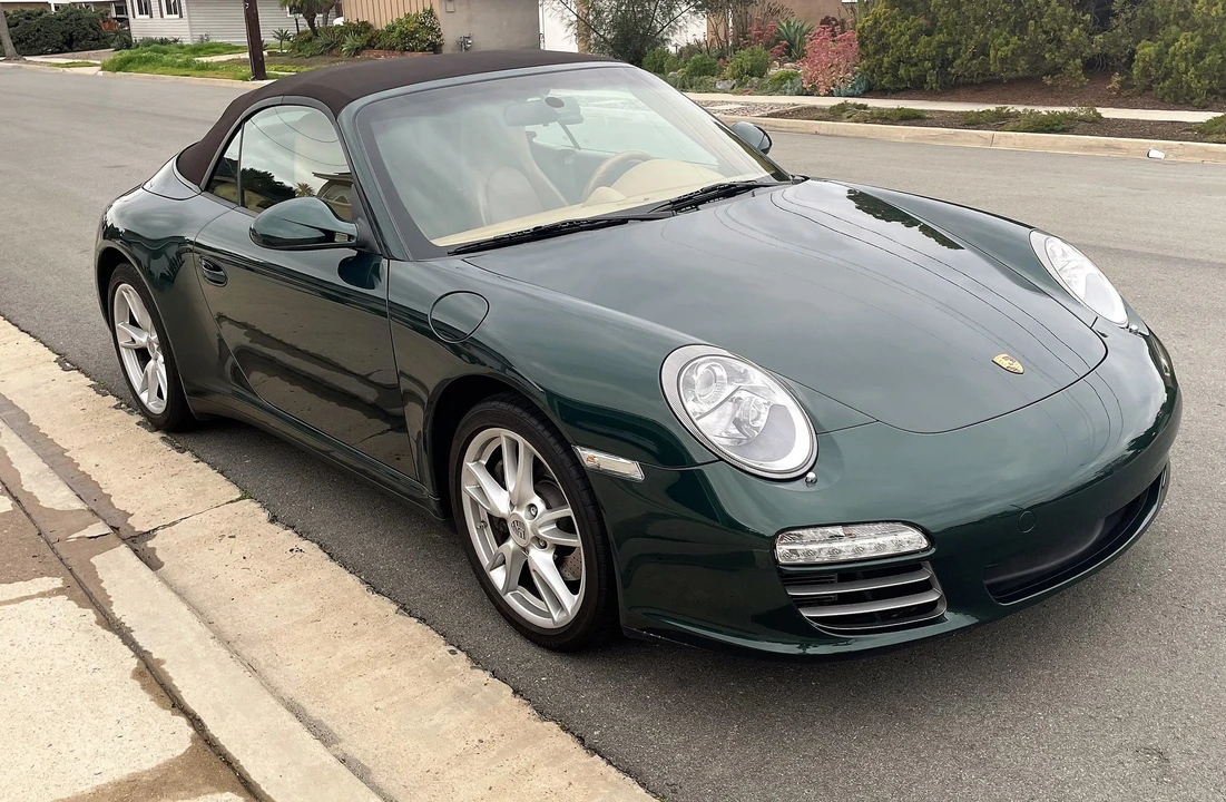 2009 Porsche 997 Carrera 4 - Image 2 of 14