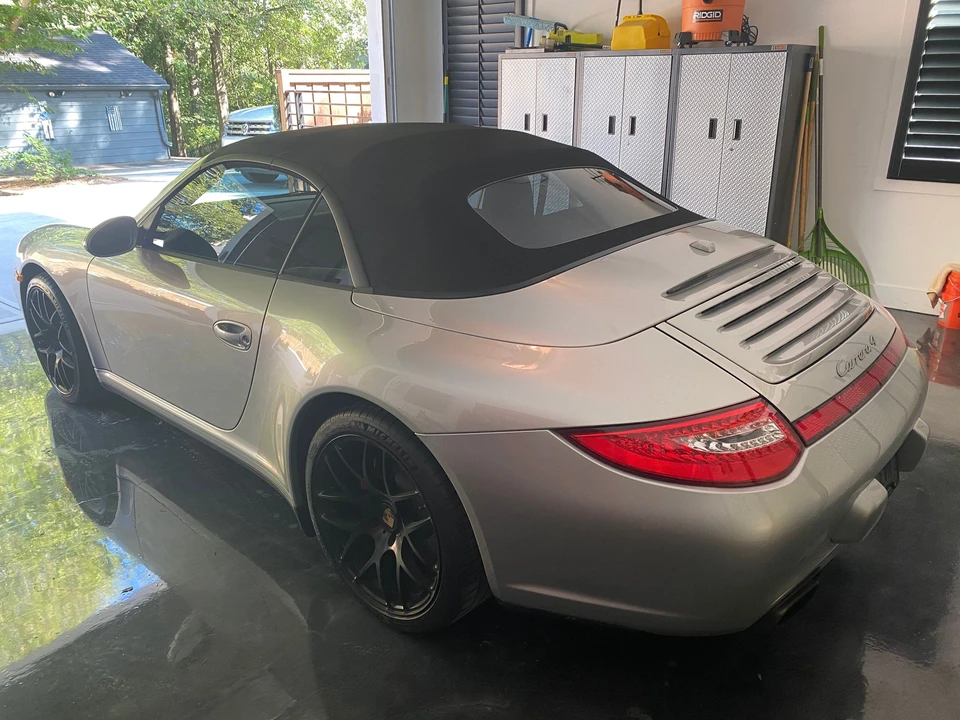 2009 Porsche 997 Carrera 4 - Image 2 of 11