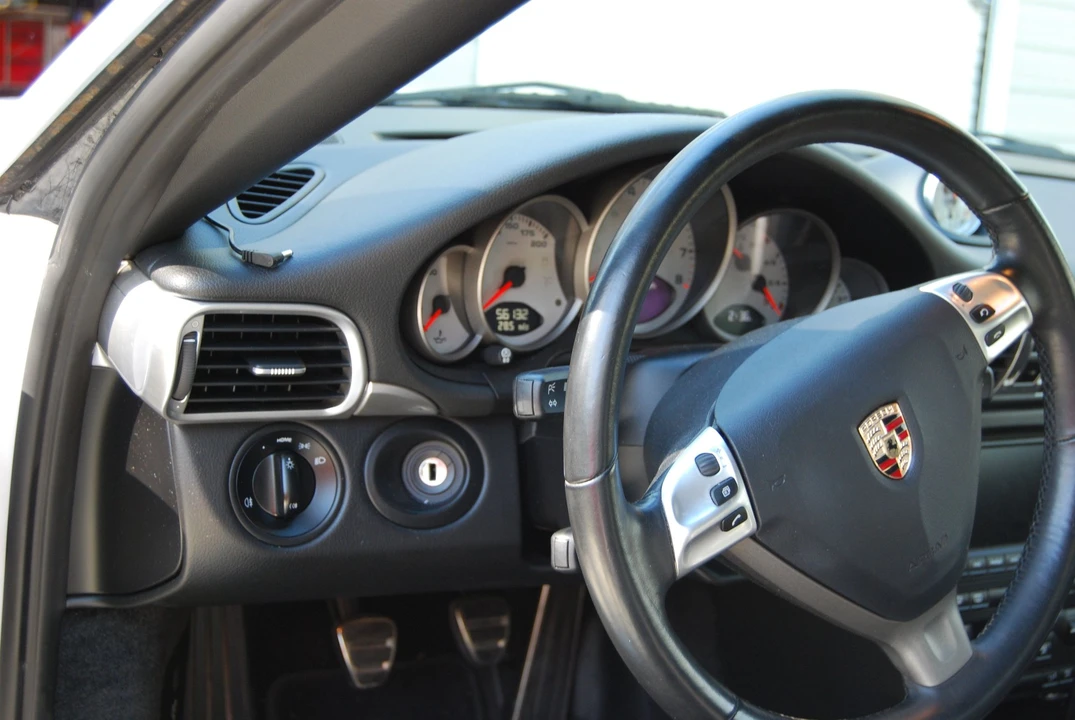 2009 Porsche 997 Carrera 4S - Image 15 of 27