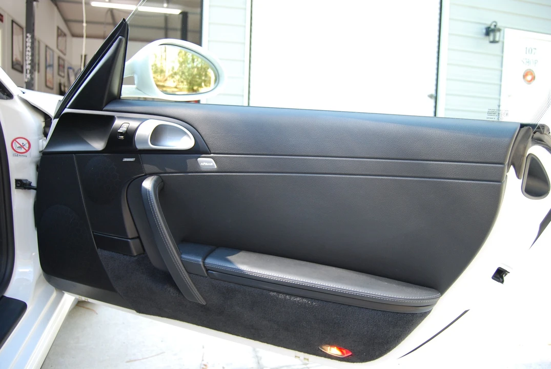 2009 Porsche 997 Carrera 4S - Image 16 of 27