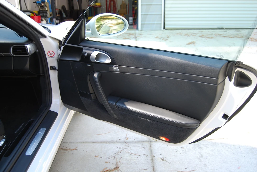 2009 Porsche 997 Carrera 4S - Image 18 of 27