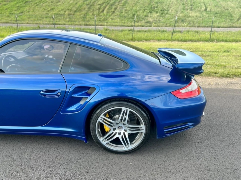 2009 Porsche 997 Turbo - Image 16 of 31