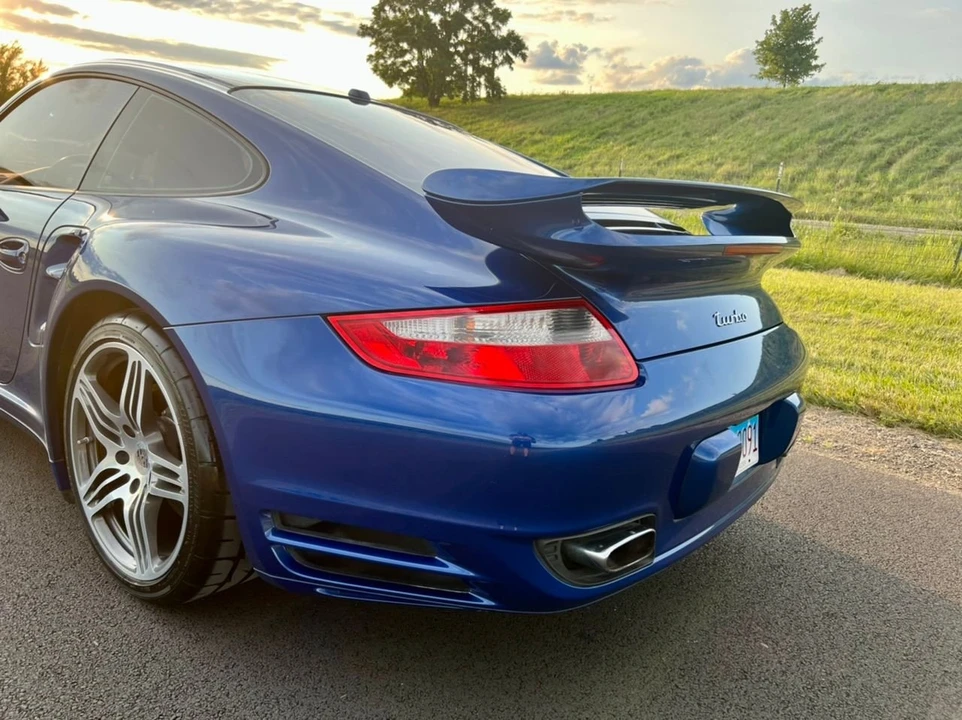 2009 Porsche 997 Turbo - Image 11 of 31