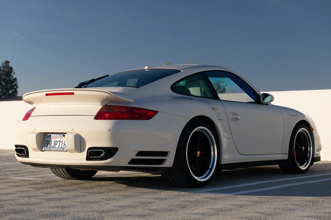 2009 Porsche 997 Turbo - Image 5 of 31
