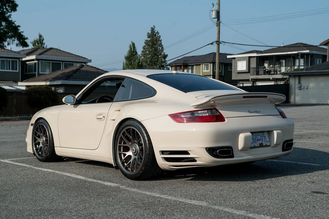 2009 Porsche 997 Turbo - Image 8 of 23