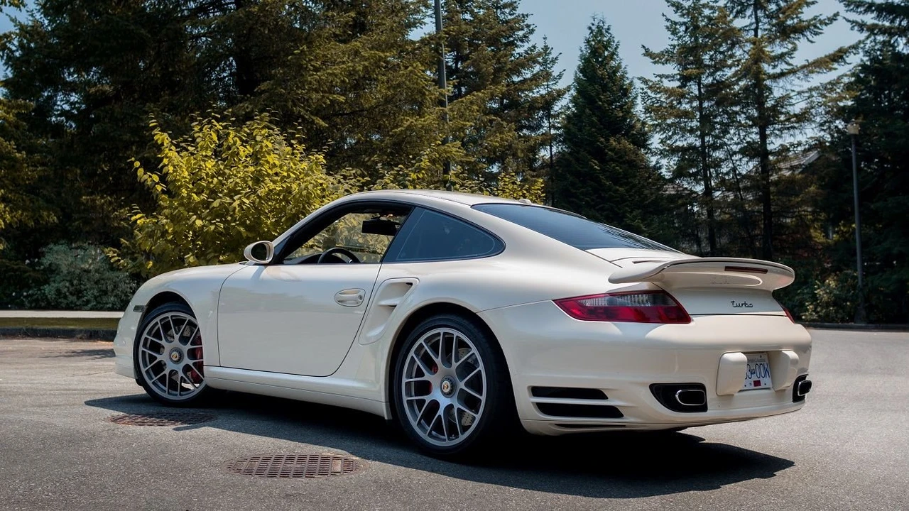2009 Porsche 997 Turbo - Image 22 of 23