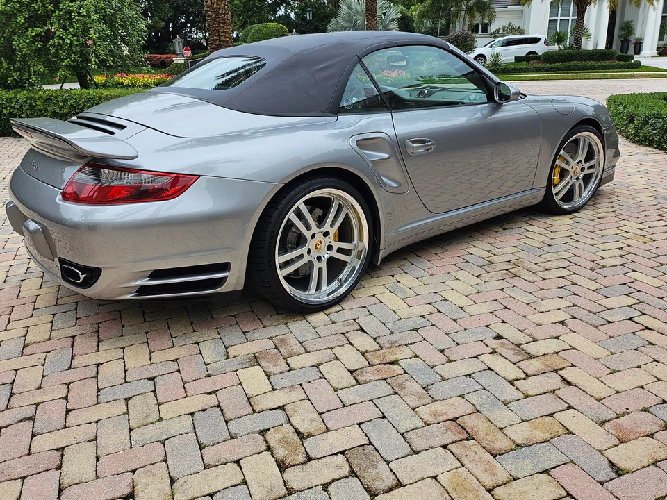2009 Porsche 997 Turbo - Image 6 of 27