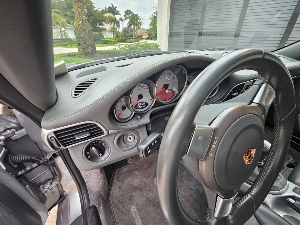 2009 Porsche 997 Turbo - Image 22 of 27
