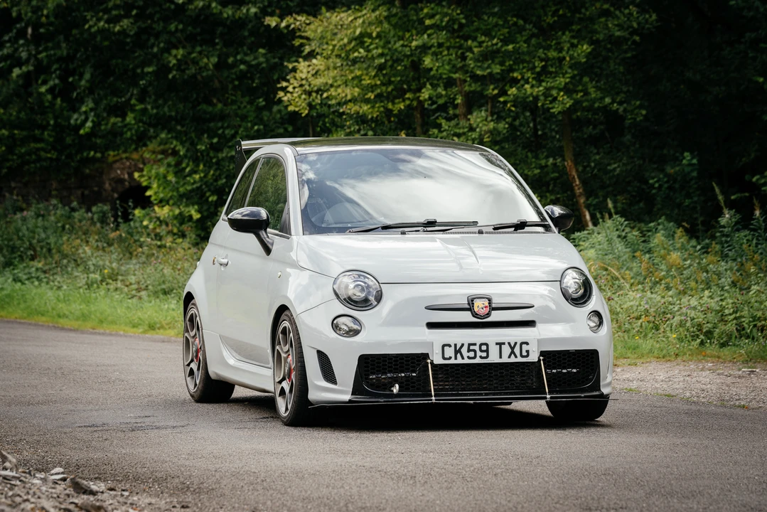 2009 Fiat Abarth 500 - Image 9 of 31