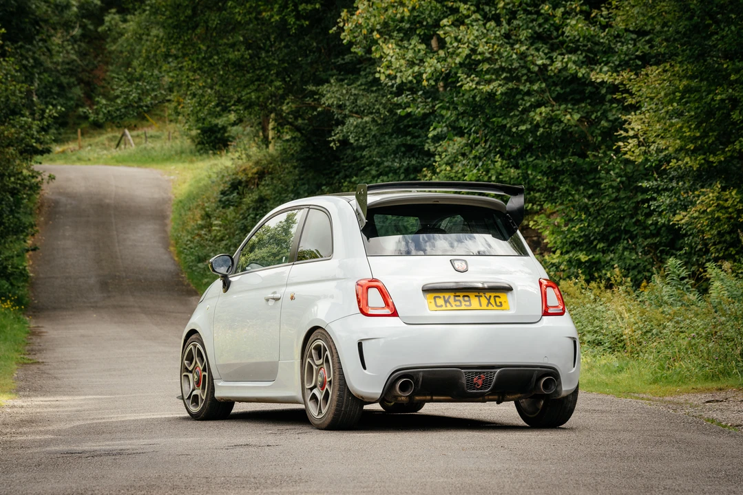 2009 Fiat Abarth 500 - Image 6 of 31