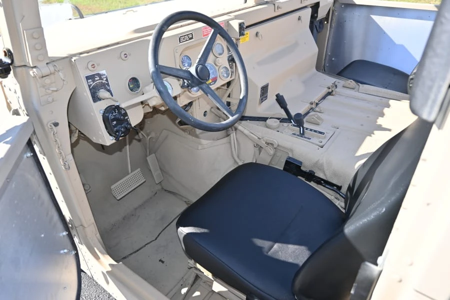 2009 AM General Hummer - Image 10 of 12