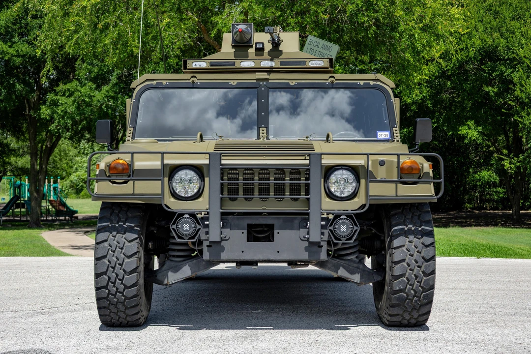 2009 AM General Hummer - Image 2 of 31