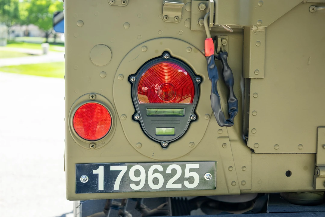 2009 AM General Hummer - Image 13 of 31