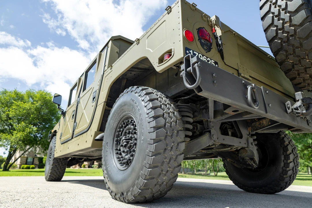 2009 AM General Hummer - Image 15 of 31