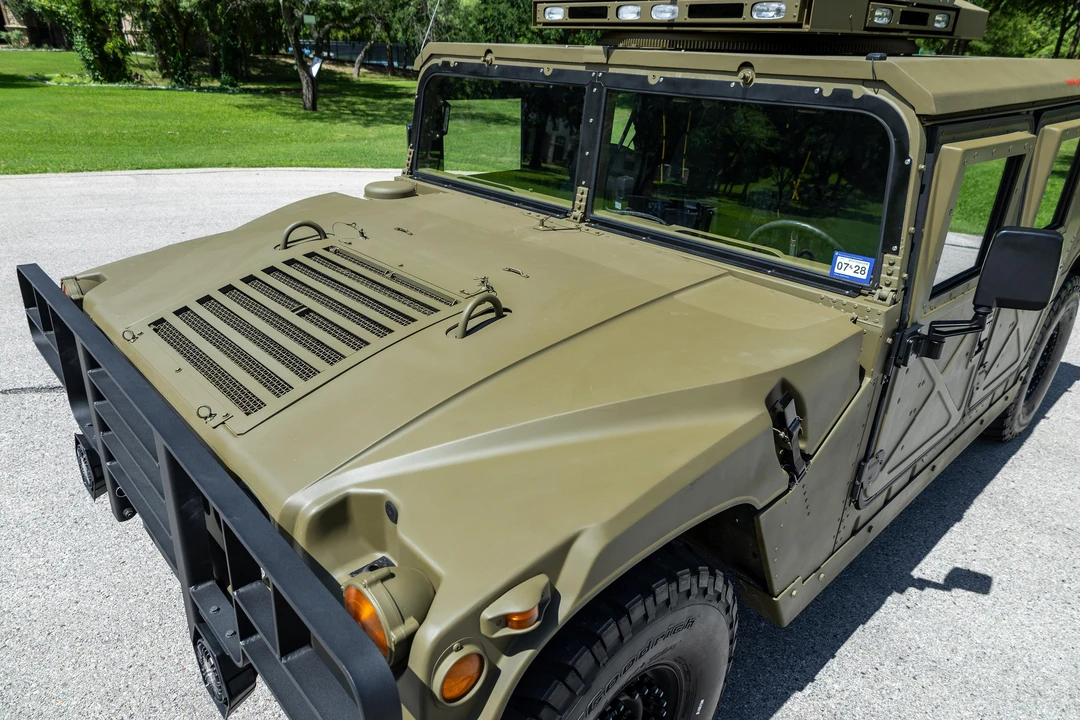 2009 AM General Hummer - Image 20 of 31